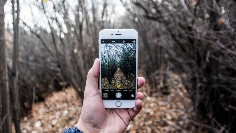 How To Make Your Product Stand Out With PHONE PHOTOGAPHY