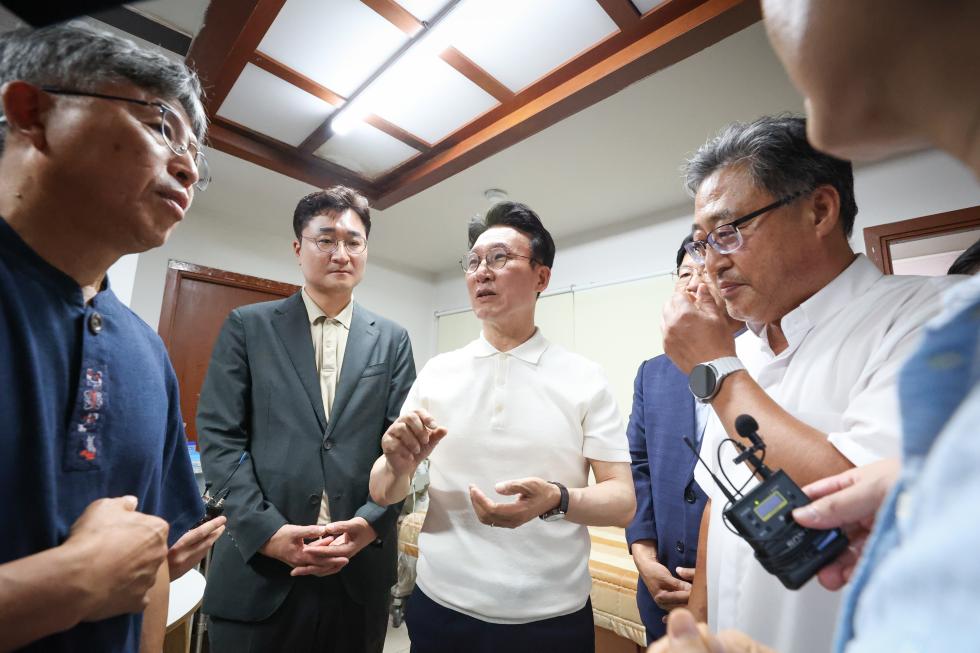 정부, 공공임대 공실 개선·쪽방촌 정비 속도 낸다…제2차 미니정책TF 개최