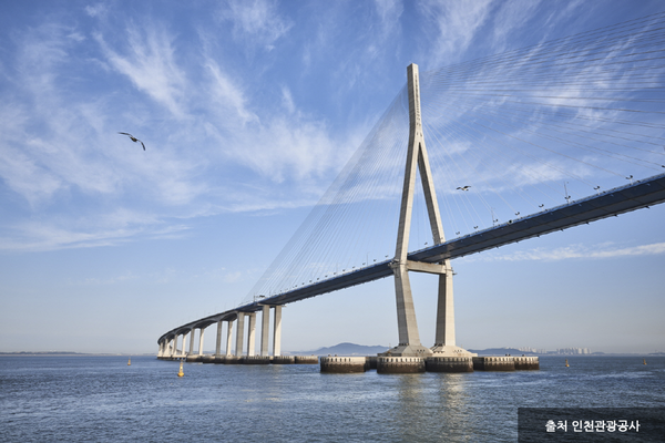 인천대교서 60대 유튜버 숨져…해경, 경위 조사