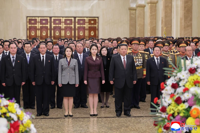 국정원 “김주애, 사실상 후계자 내정 단계”…북한 4대 세습 구도 빨라지나